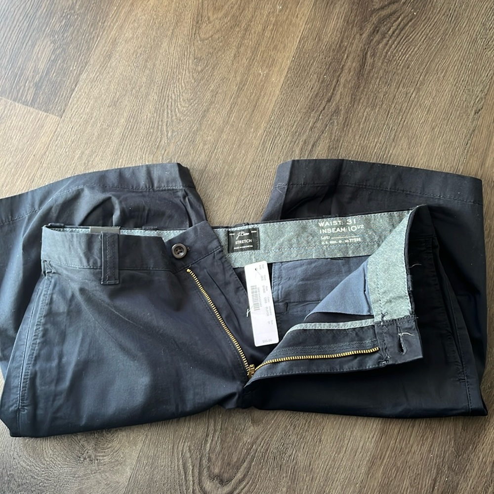NWT J-Crew navy 31” shorts!